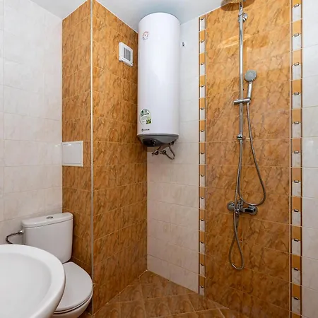 Family Panovi Free 2 Parking Spaces Apartman
